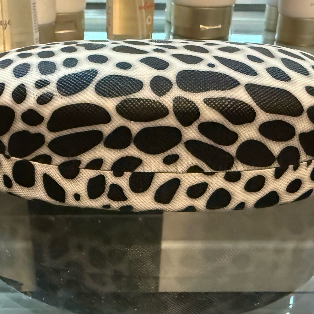 Chic Hardshell Animal Print Glasses or Sunglasses Case - Picture 8 of 8